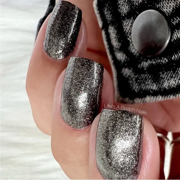 *Retired* Color Street: Hypnotic Hematite | Deep Silver Metallic Gray Winter - Picture 2 of 11